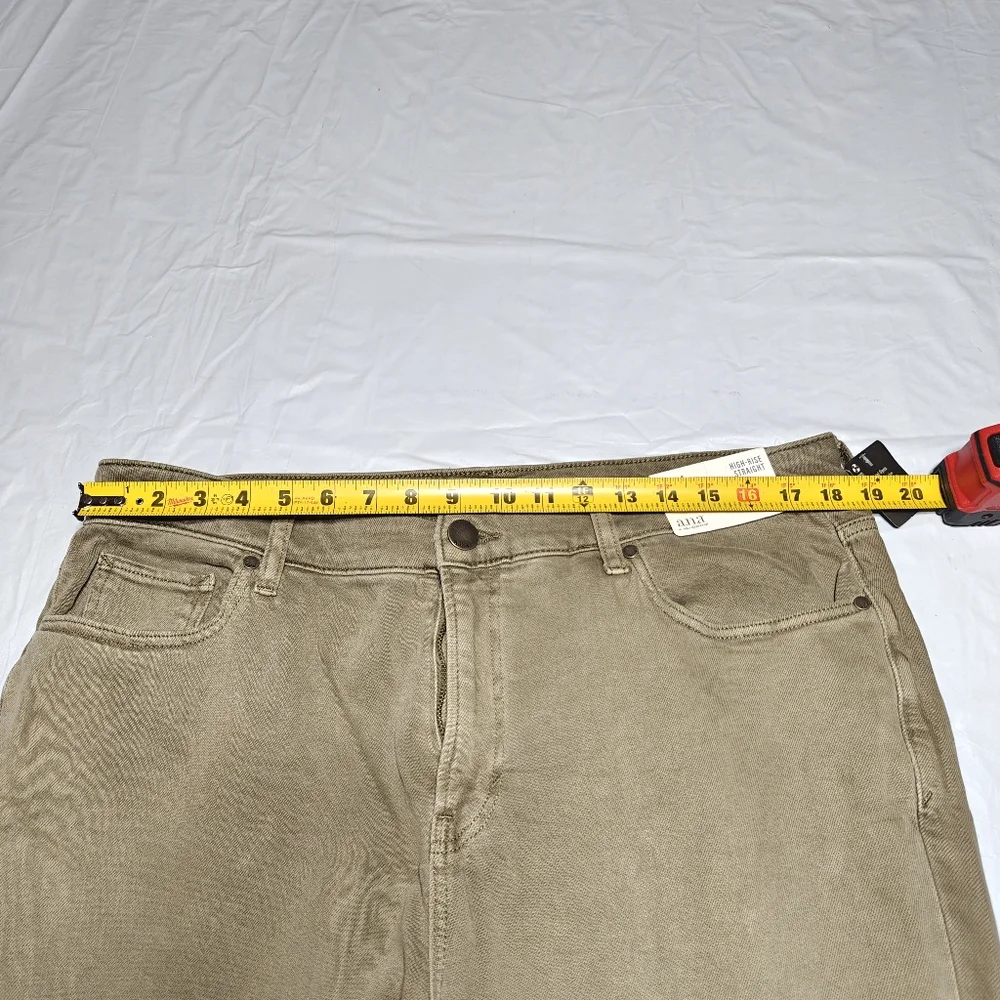 A.N.A. Women’s High-Rise Slim Staight Pants Size 16W Dusky Green Jeans.NWT